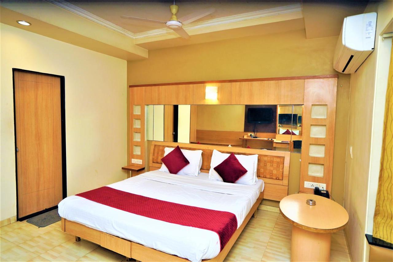 New Hotel Europa Inn Rádzskot Kültér fotó