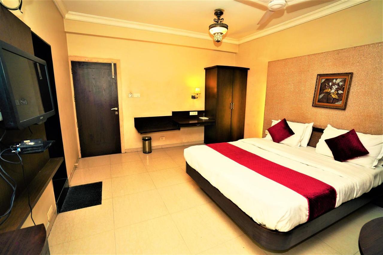 New Hotel Europa Inn Rádzskot Kültér fotó