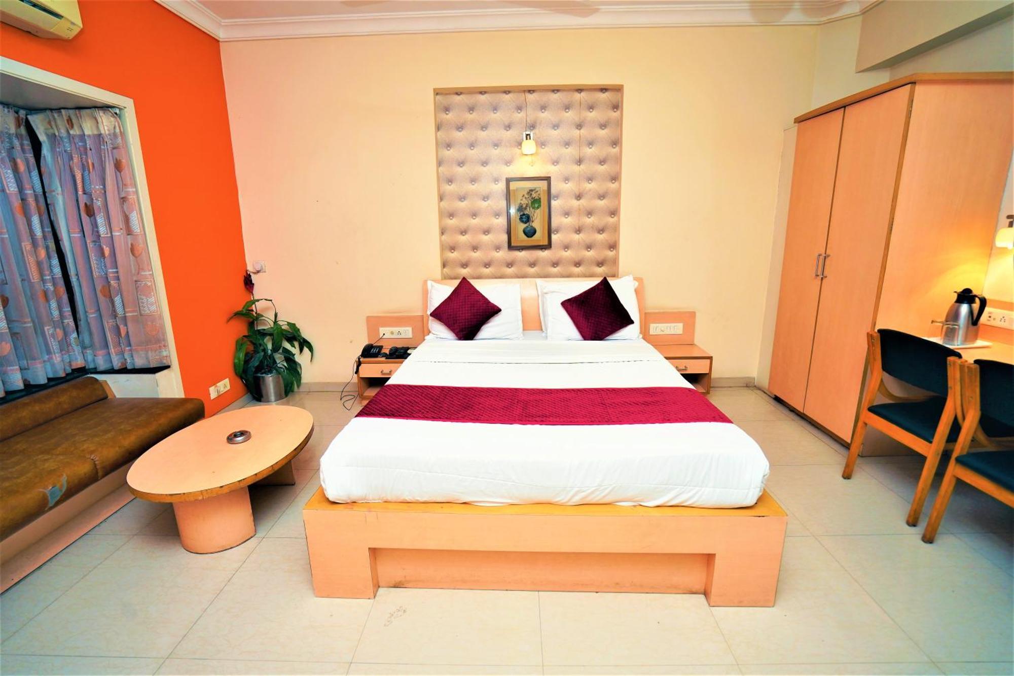 New Hotel Europa Inn Rádzskot Kültér fotó