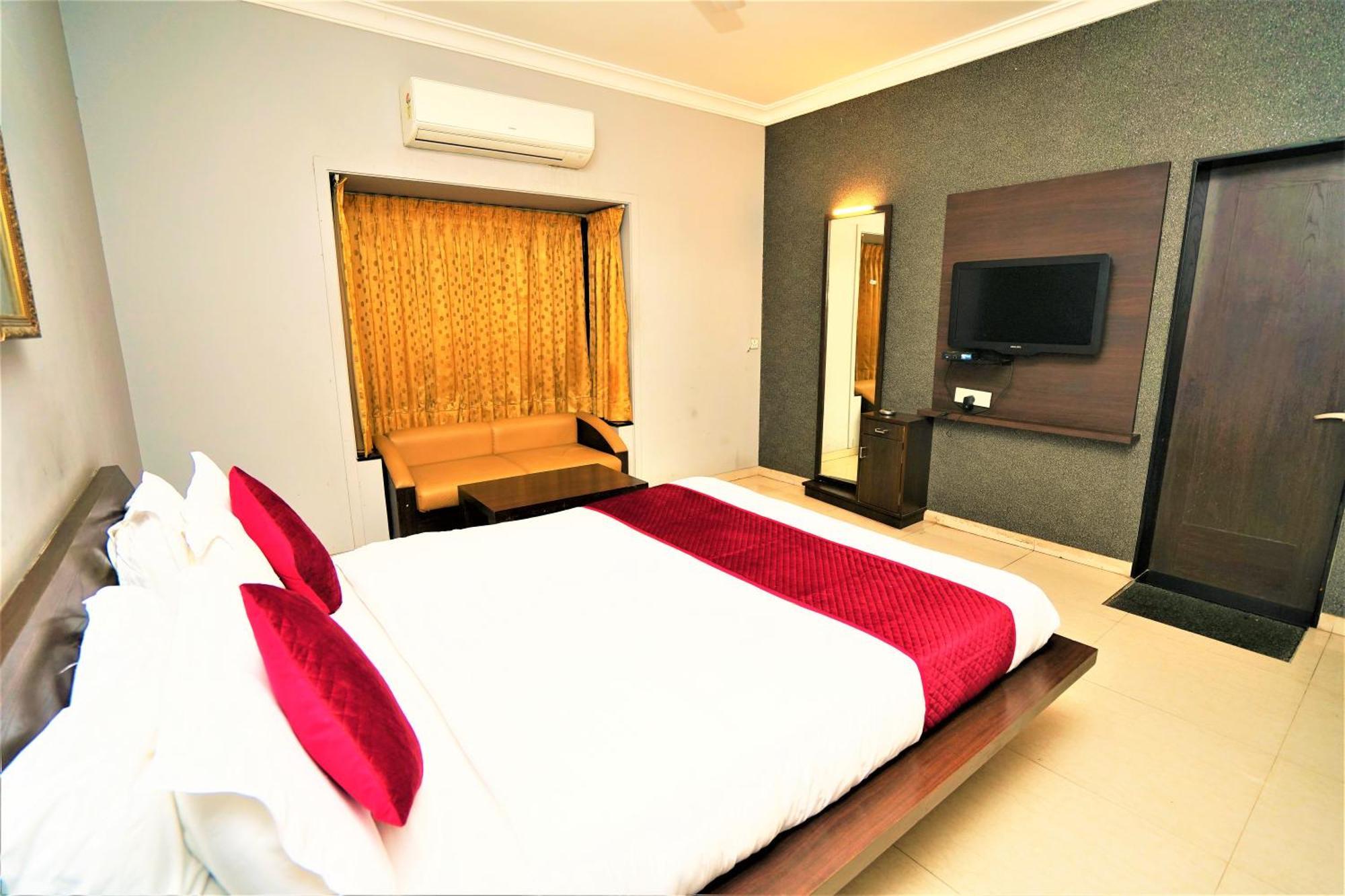 New Hotel Europa Inn Rádzskot Kültér fotó